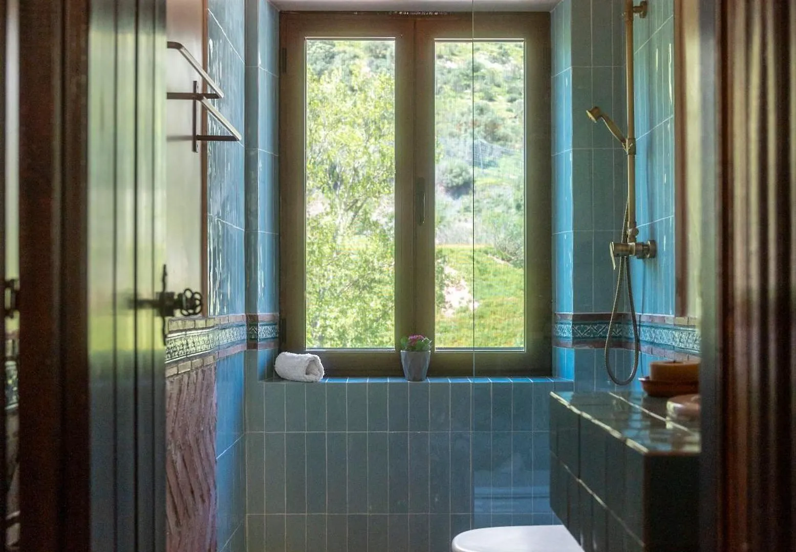 Eco Hotel Cueva Del Gato Benaojan