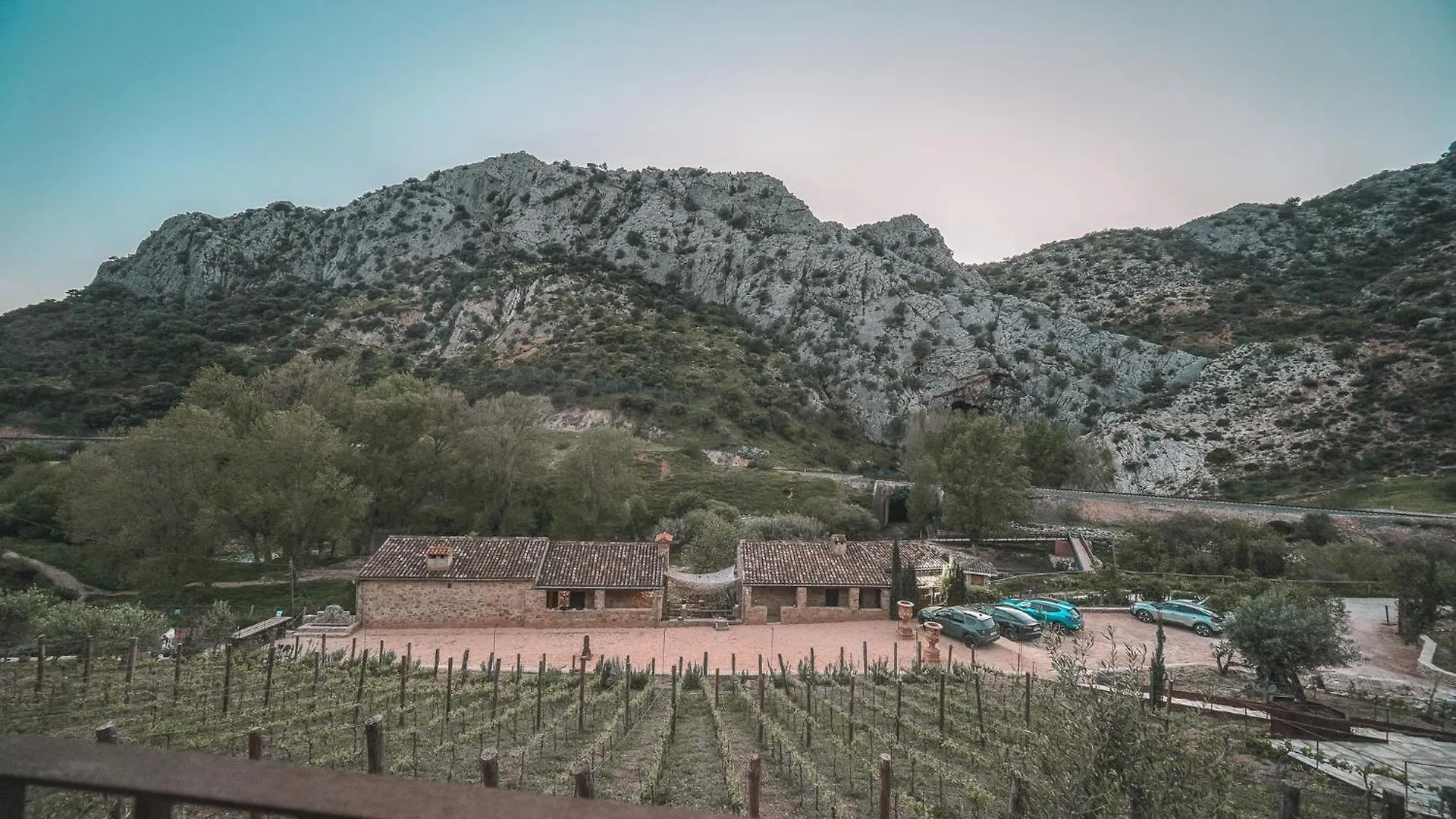 Eco Hotel Cueva Del Gato Benaojan Spain