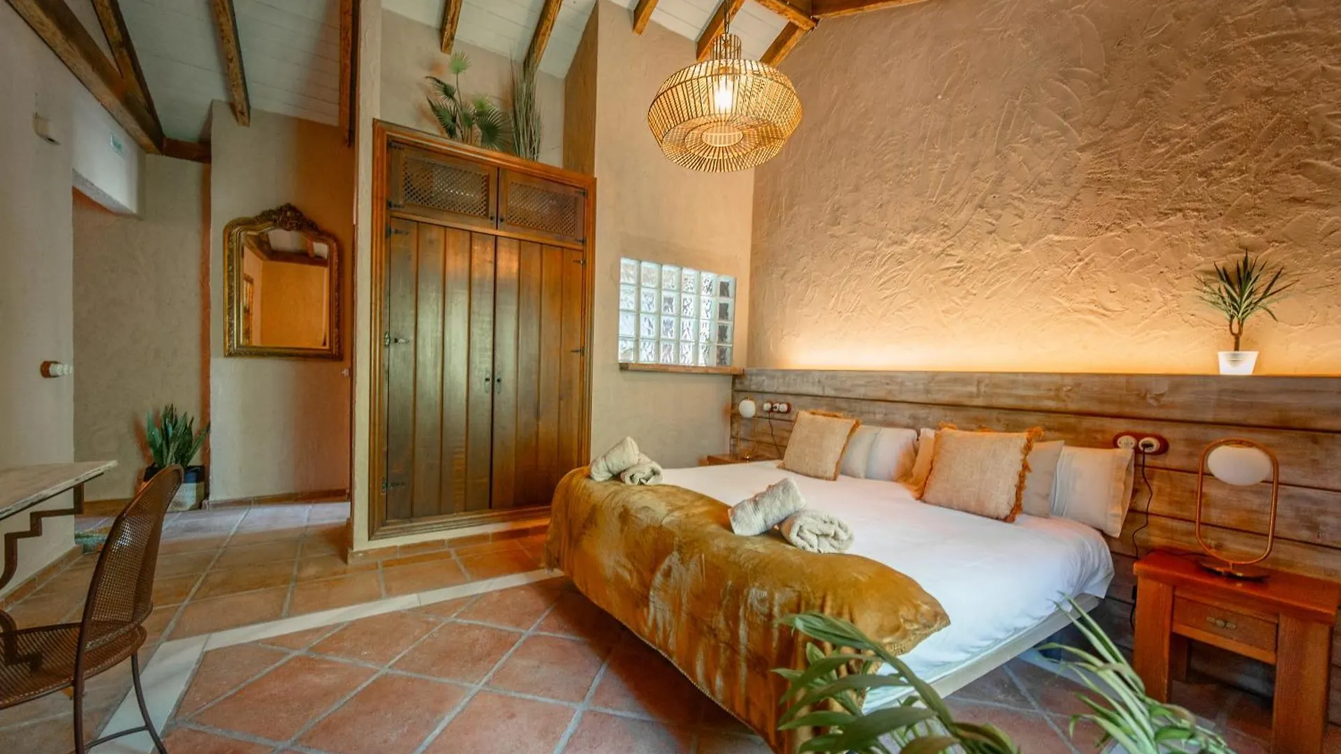 Eco Hotel Cueva Del Gato Benaoján